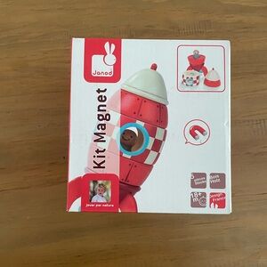Janod Rocket Kit Magnet Toy